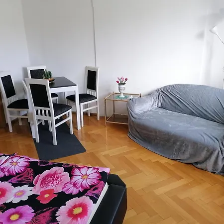 Cozy Near Ski, Cleaning Included דירה